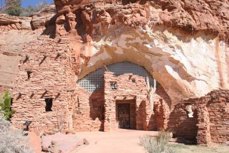 Moqui Cave in Kanab